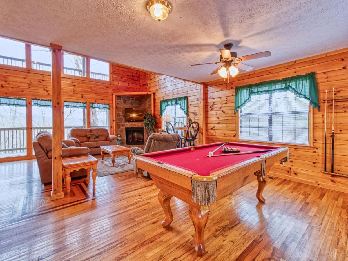 Hawks Point Lodge Sevierville Exterior photo