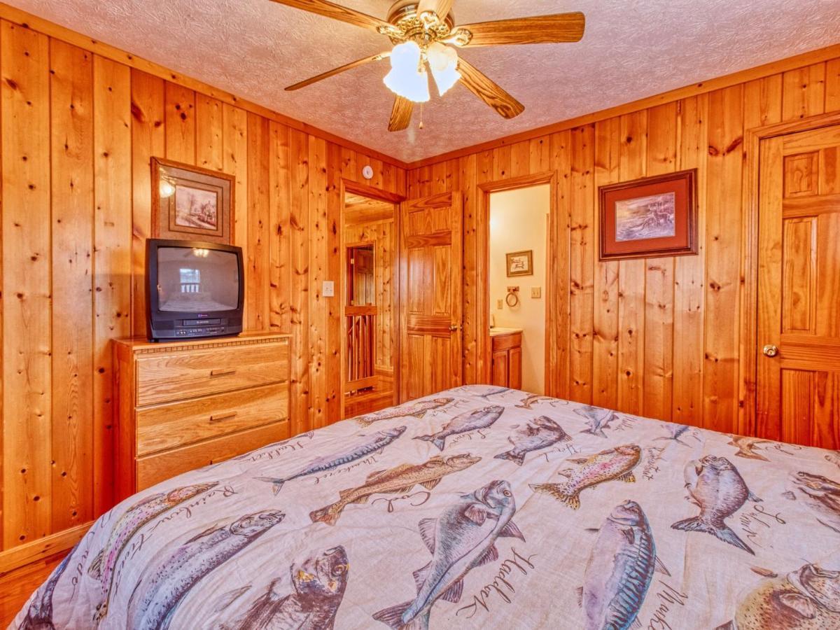 Hawks Point Lodge Sevierville Exterior photo